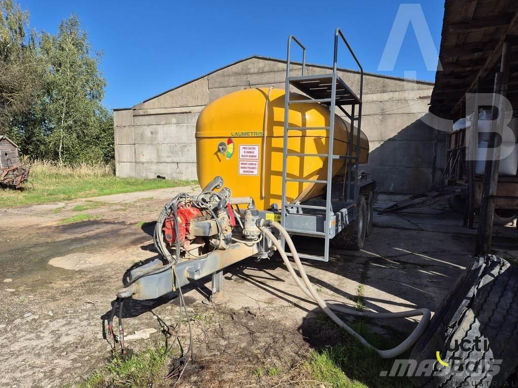 Laumetris PTL-12V Самоскиди