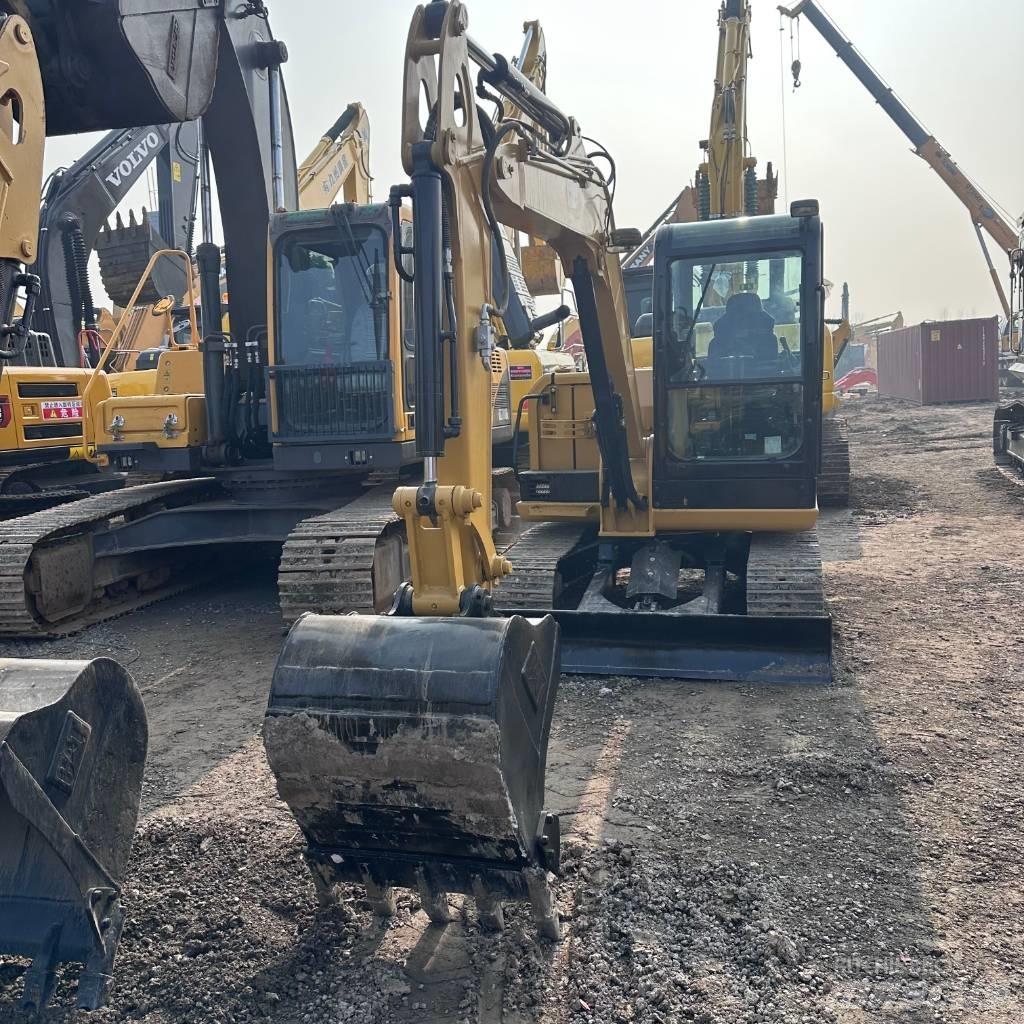CAT 305.5 Гусеничні екскаватори