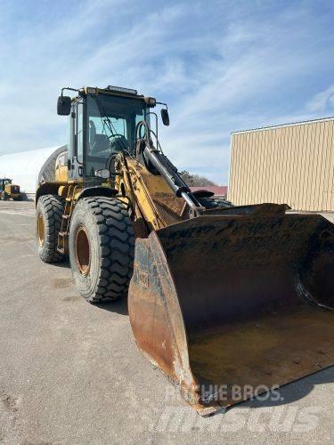 CAT 930H Фронтальні навантажувачі