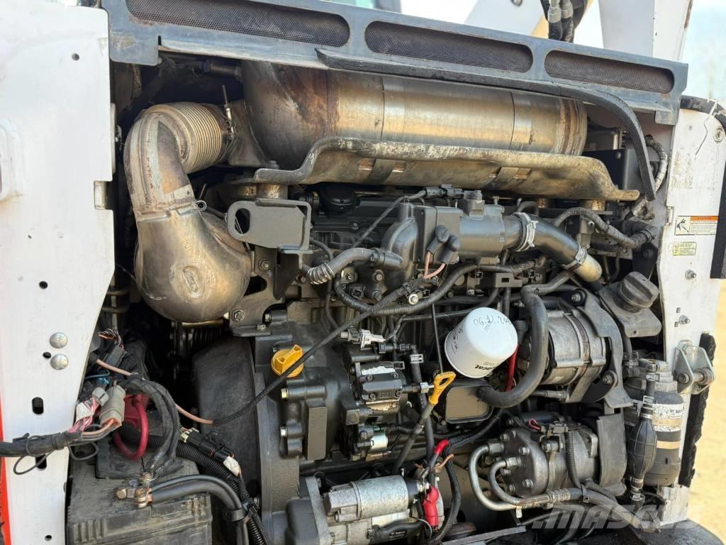 Bobcat T 770 Гусеничні вантажники