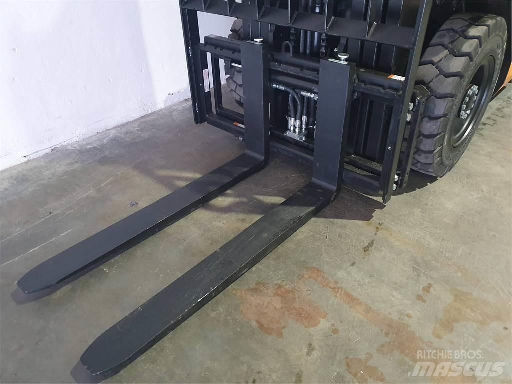  CPCD25T8 S4S Дизельні навантажувачі