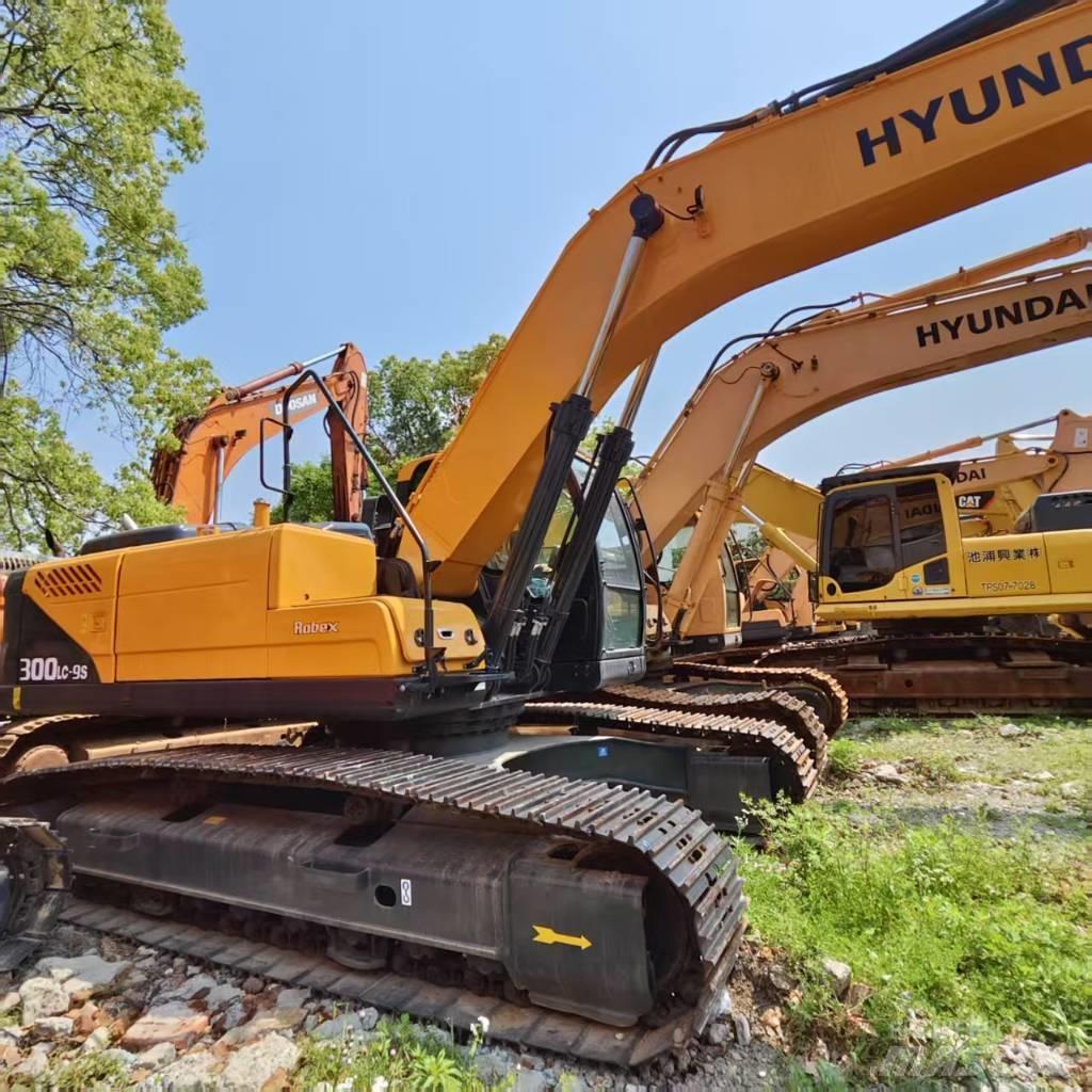 Hyundai Robex 300 LC Гусеничні екскаватори