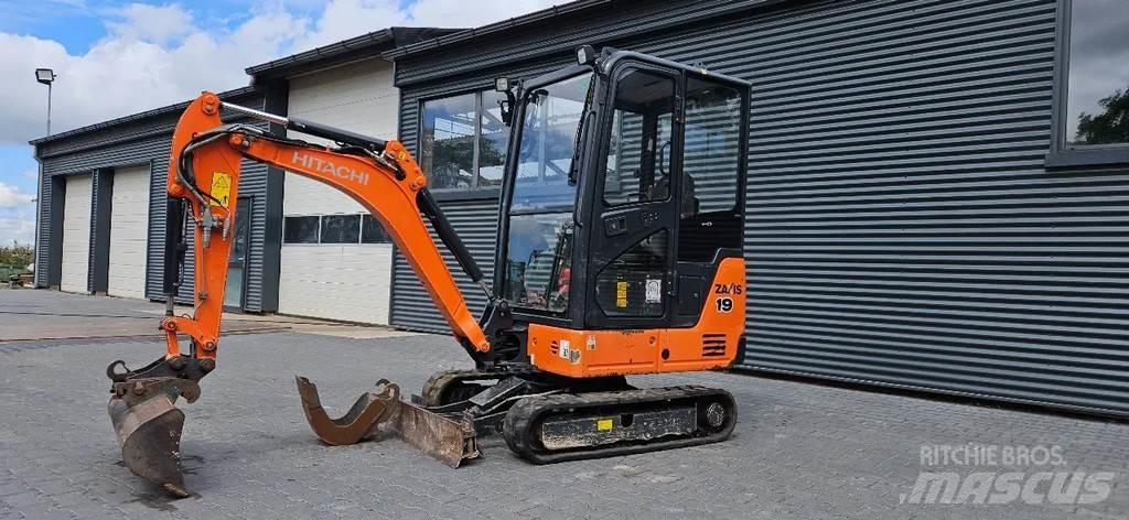 Hitachi ZX19-5 Міні-екскаватори < 7т