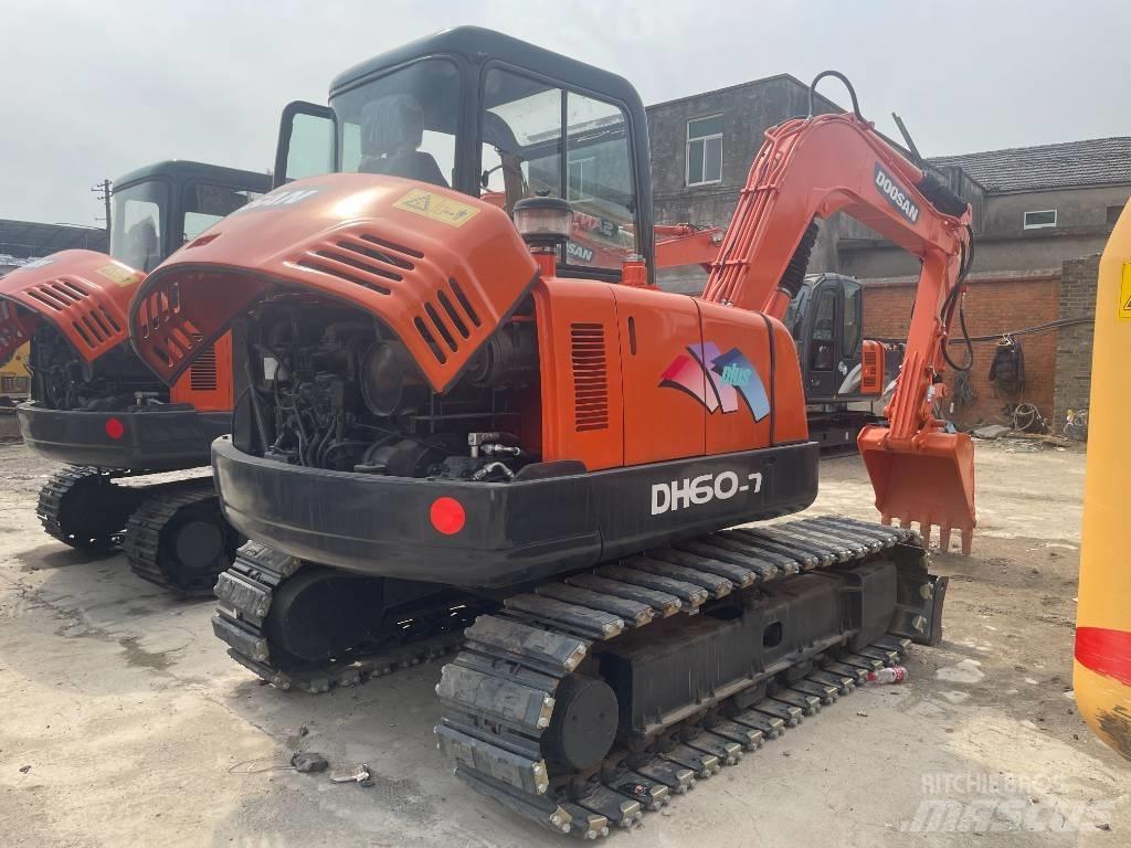 Doosan DH 60 Міні-екскаватори < 7т