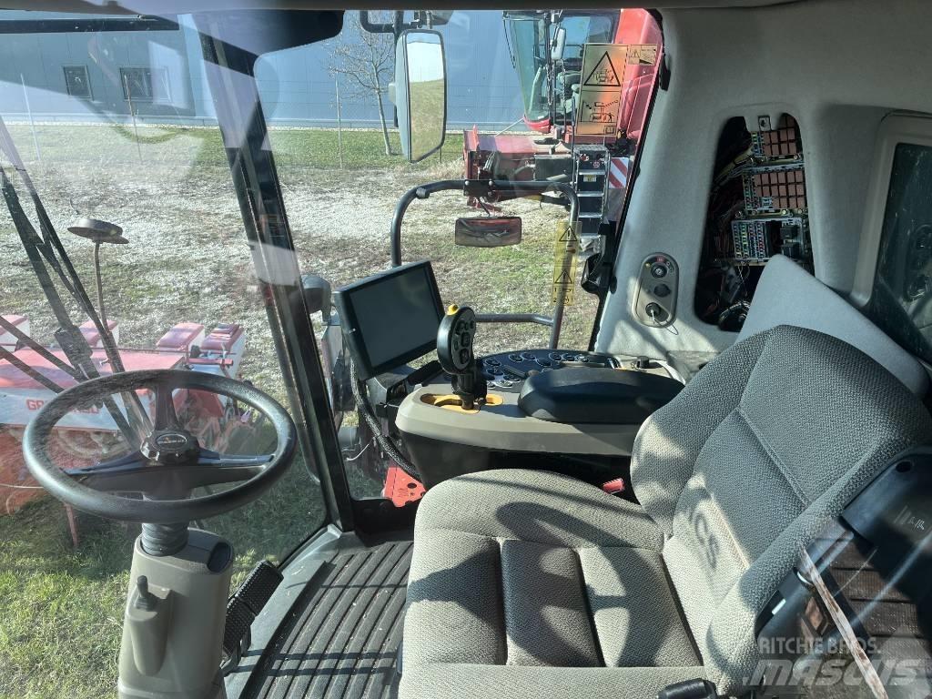 Case IH AF6140 Зернозбиральні комбайни