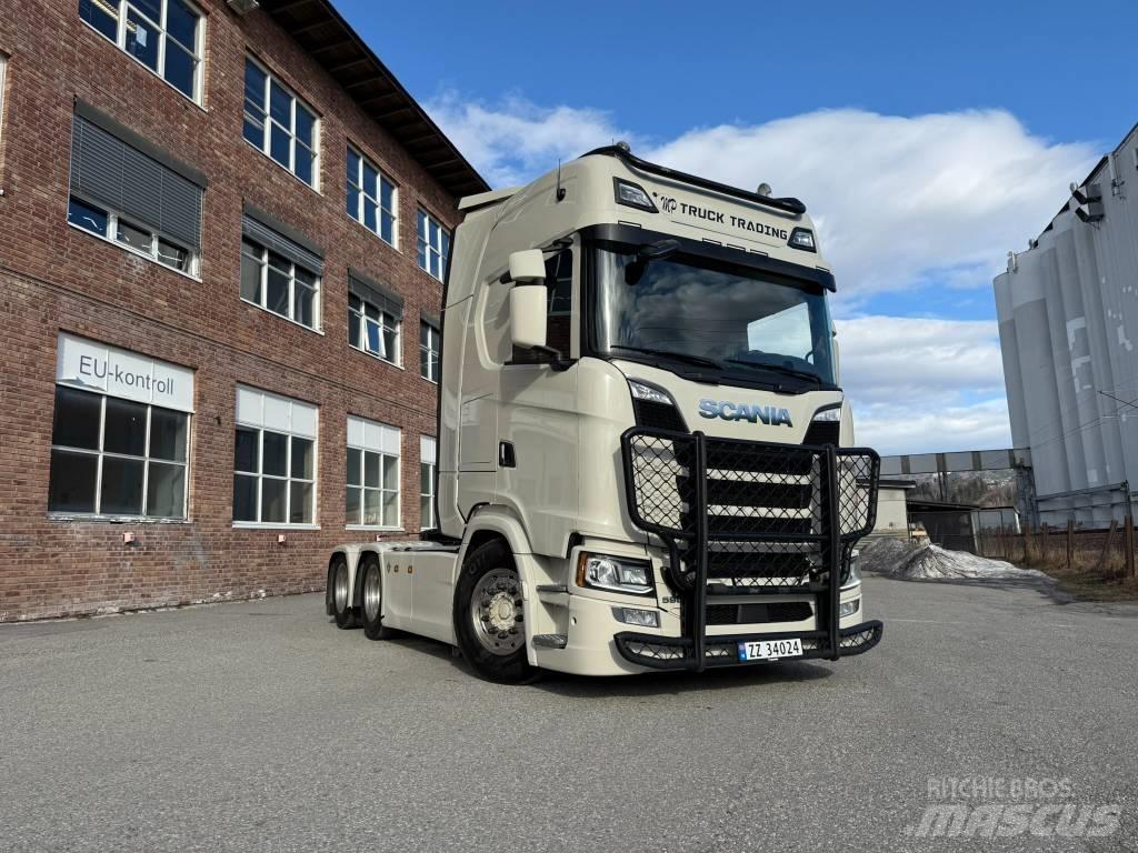 Scania S 590 Тягачі
