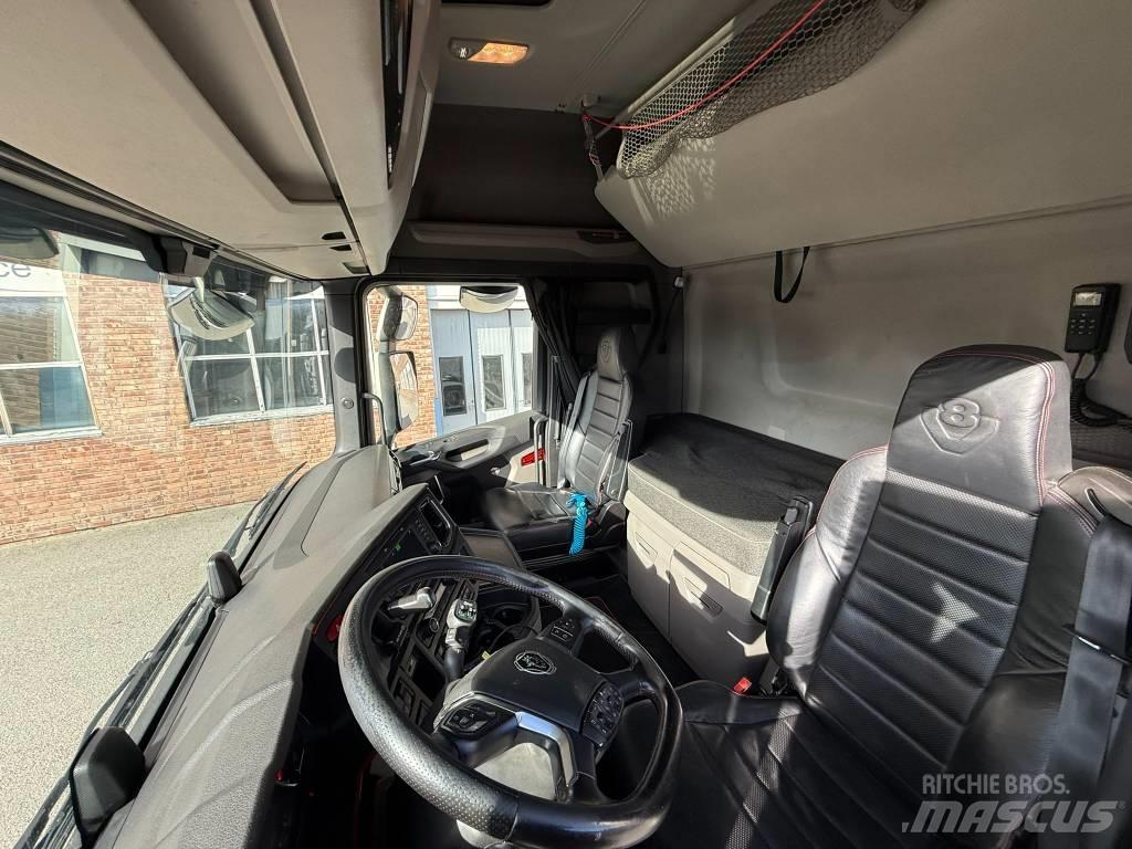 Scania S 590 Тягачі