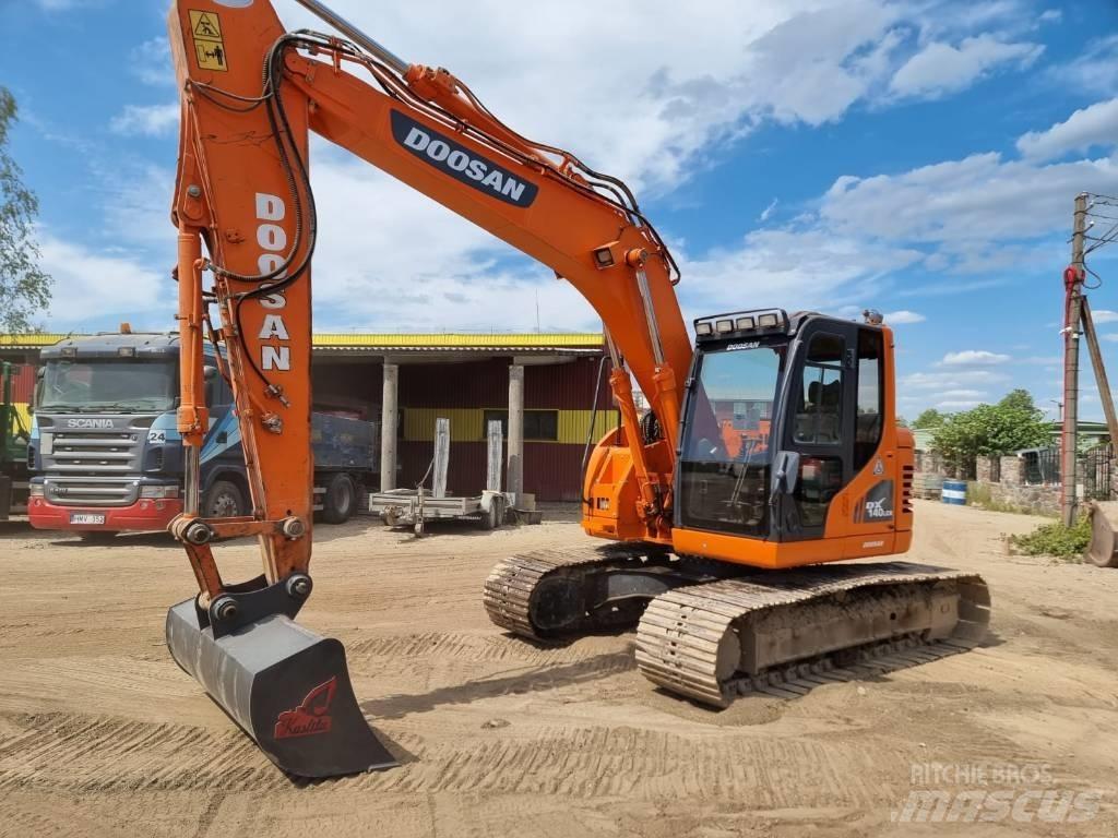 Doosan DX 140 LC-3 Гусеничні екскаватори