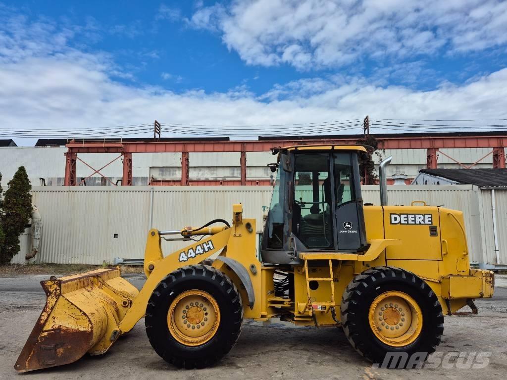 John Deere 444 H Фронтальні навантажувачі