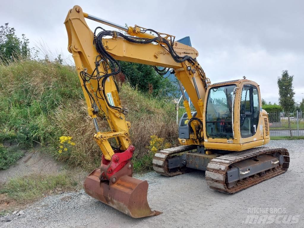 Kobelco SK135SR-1E Гусеничні екскаватори
