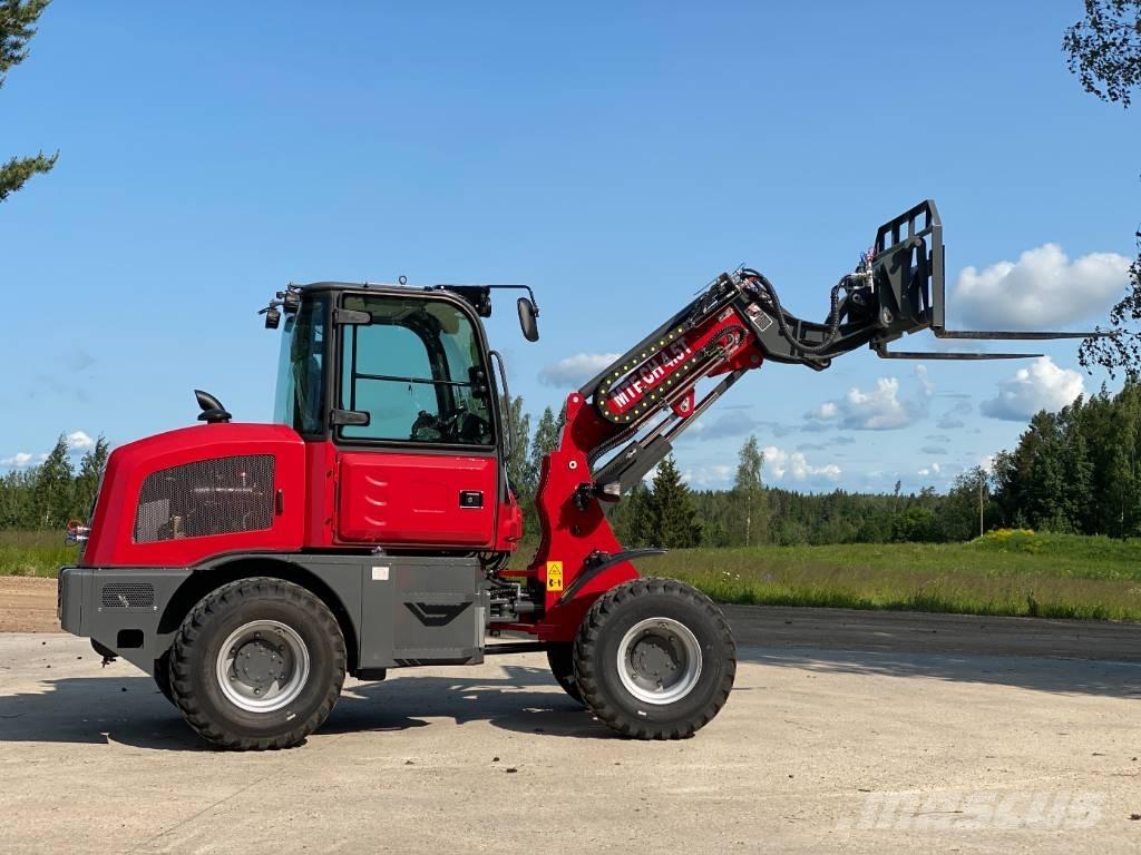  Manitech  MTech 4,5T Телескопічні фронтальні навантажувачі