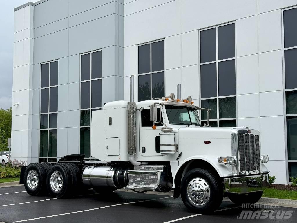 Peterbilt 389 Тягачі