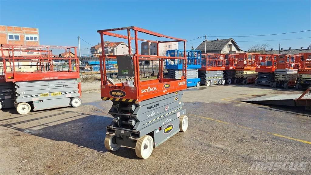SkyJack SJIII3226 Підйомники-ножиці
