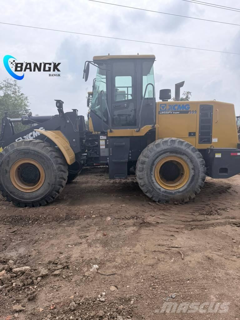 XCMG LW550F Фронтальні навантажувачі