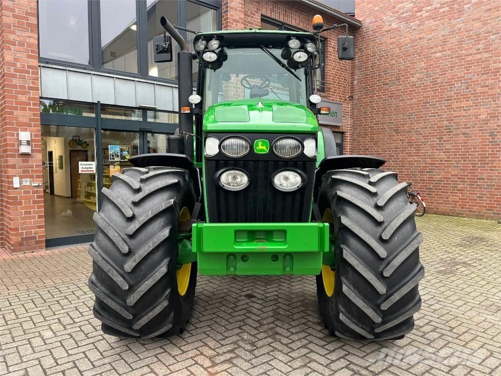John Deere 7830 Трактори