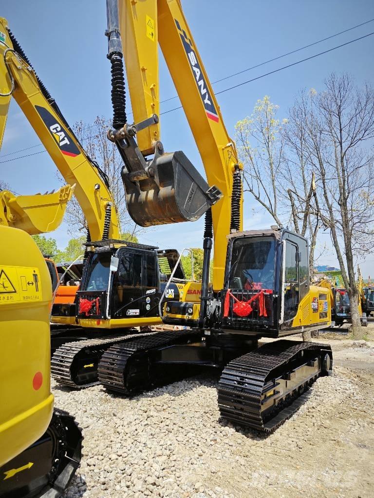 Sany SY 215 C Гусеничні екскаватори