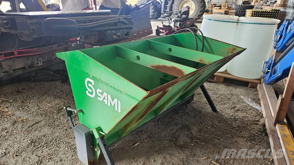 Sami SL-1500 Розсіювачі солі та піску