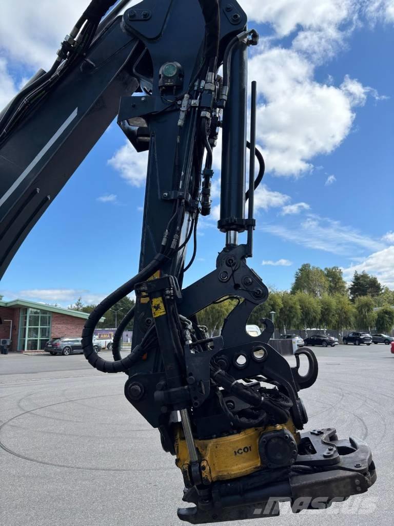 Lännen 8600 K Екскаватори-навантажувачі