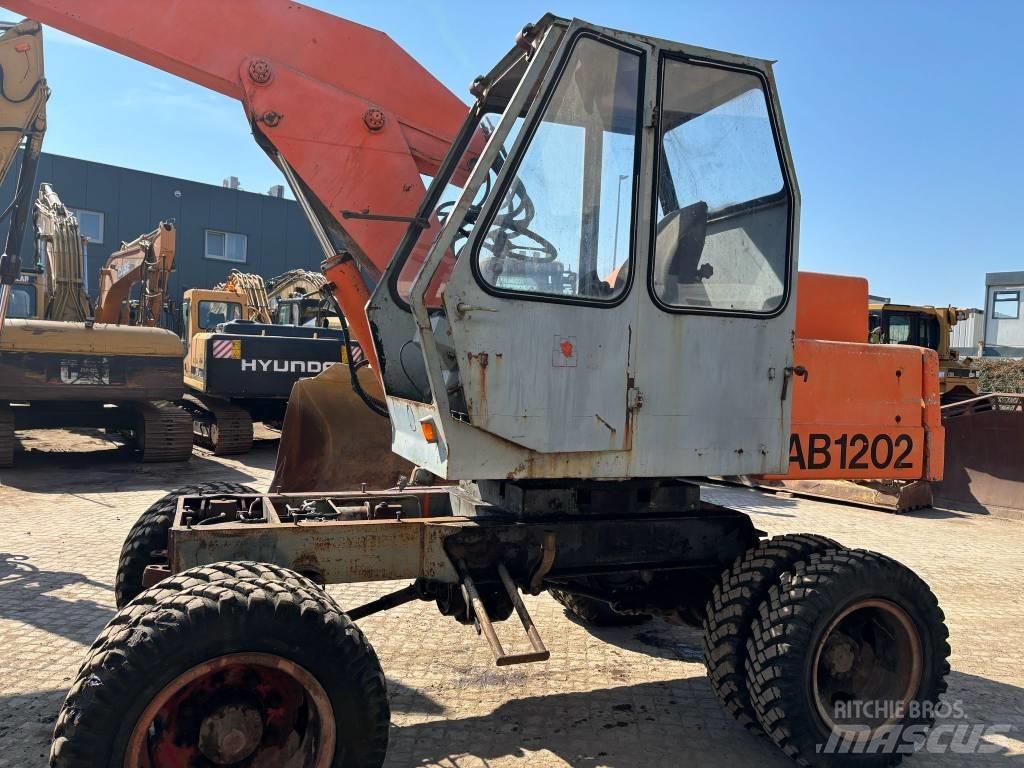 Atlas 120.2E Колісні екскаватори