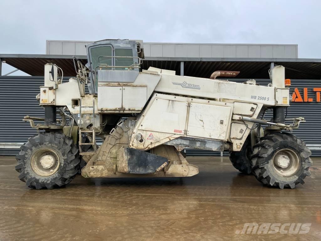 Wirtgen WR 2500S Ресайклери