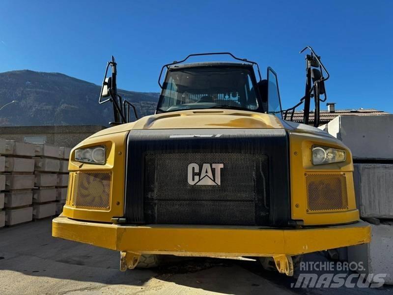 CAT 730 C Зчленовані самоскиди