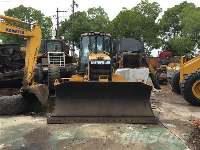 CAT D5K Гусеничні бульдозери