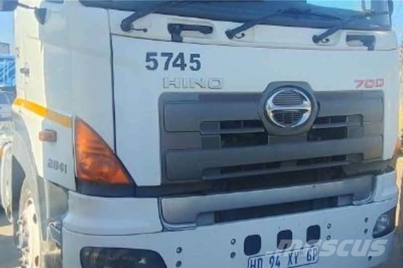 Hino 700 2841 Вантажівки / спеціальні