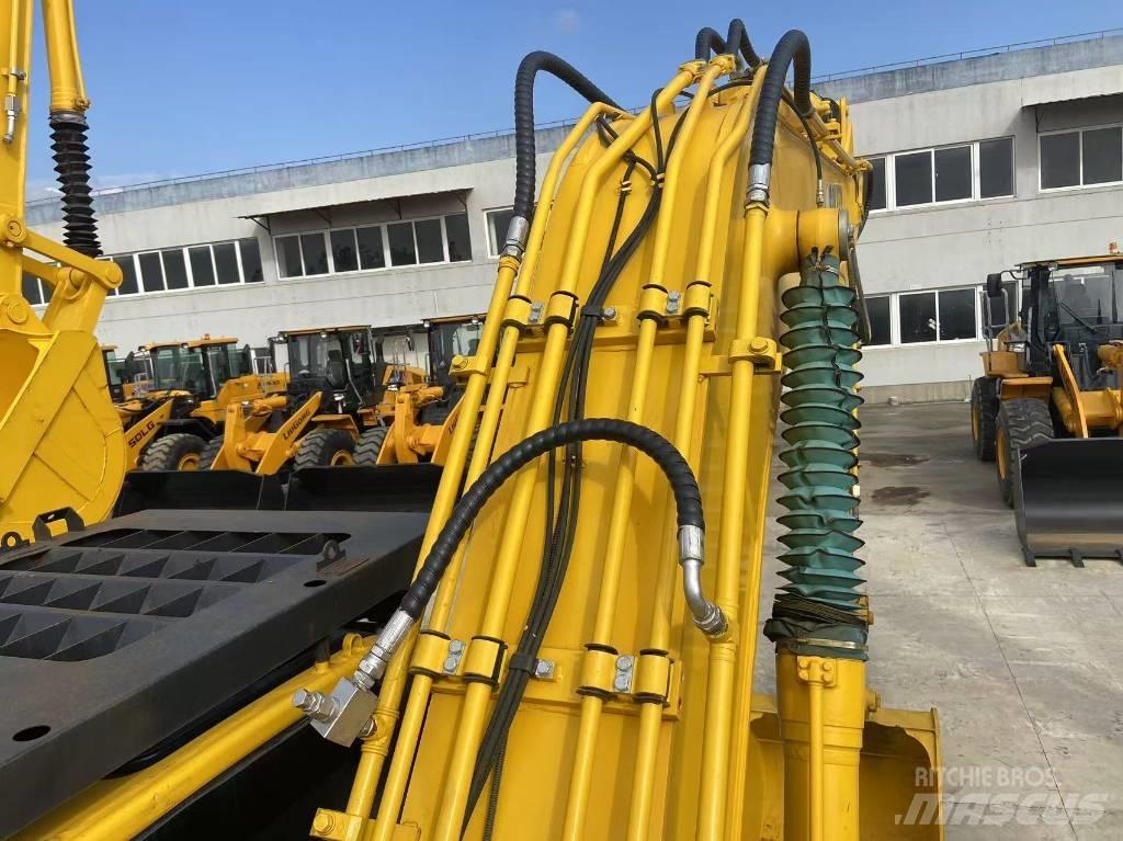 Komatsu PC 220-8 Гусеничні екскаватори