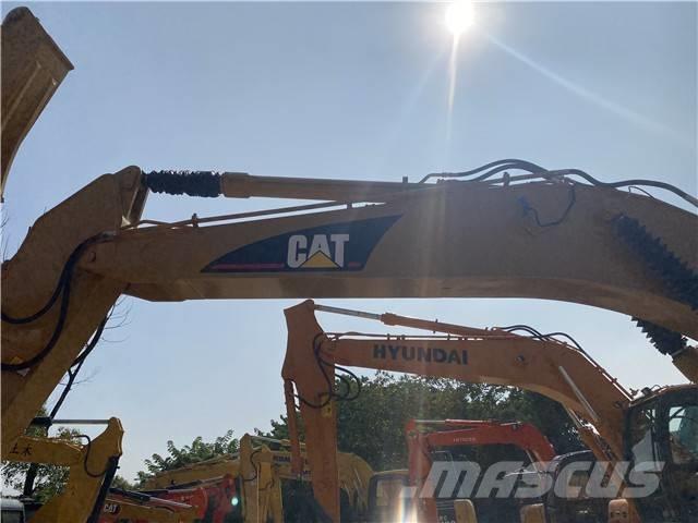 CAT 320 C Гусеничні екскаватори