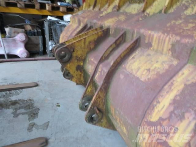 CAT Schaufel 966D Ковші