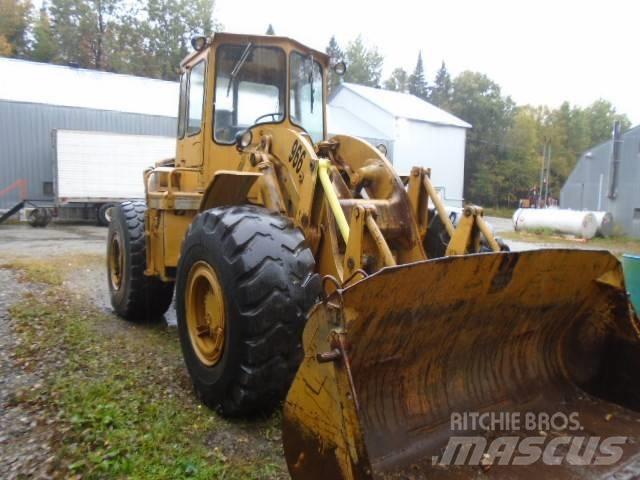 CAT 966 Фронтальні навантажувачі
