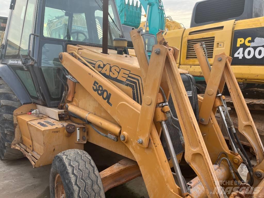 CASE 580 L Екскаватори-навантажувачі