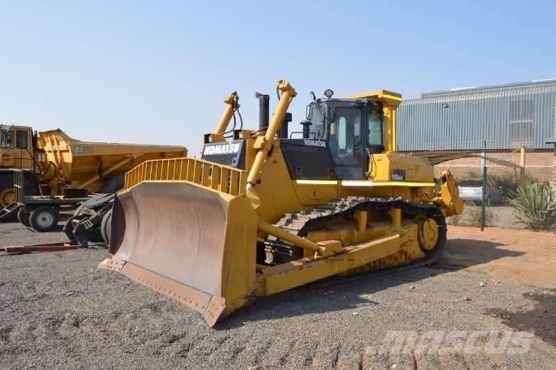Komatsu D155-5 Гусеничні бульдозери