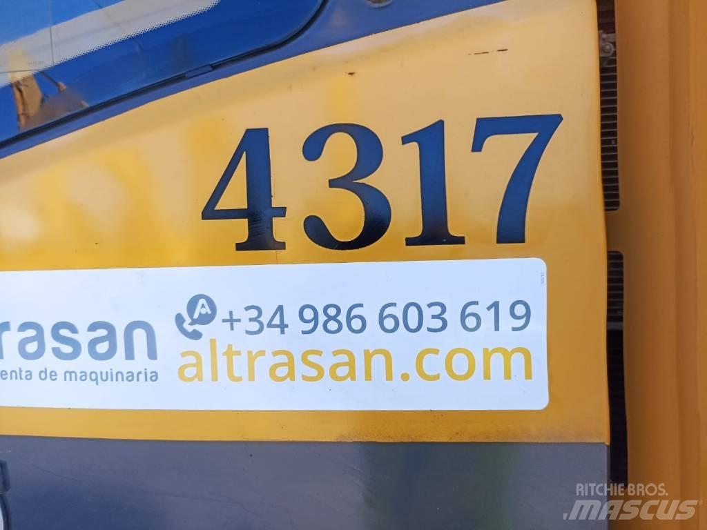 Volvo ECR 235 C L Гусеничні екскаватори