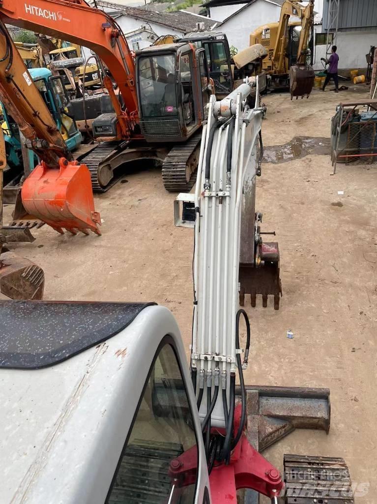 Takeuchi TB150C Гусеничні екскаватори