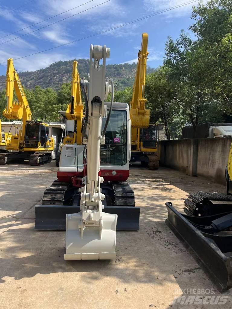 Takeuchi TB150C Гусеничні екскаватори
