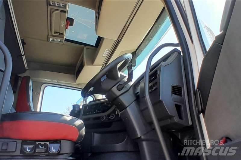 Volvo FH 440 Вантажівки / спеціальні