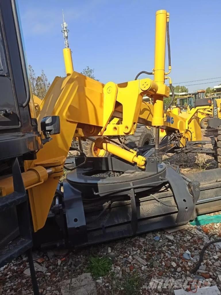 XCMG GR 180 Грейдери