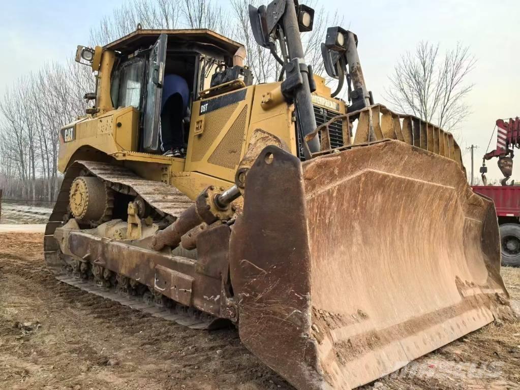 CAT D 8 T Гусеничні бульдозери