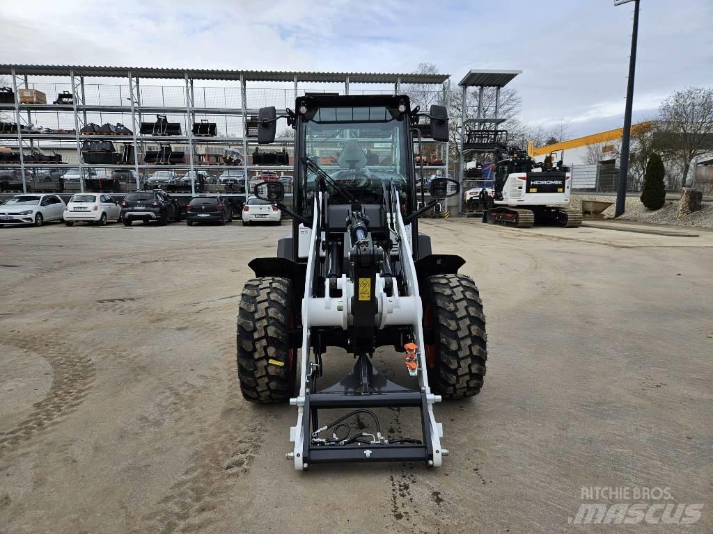 Bobcat L 75 Фронтальні навантажувачі