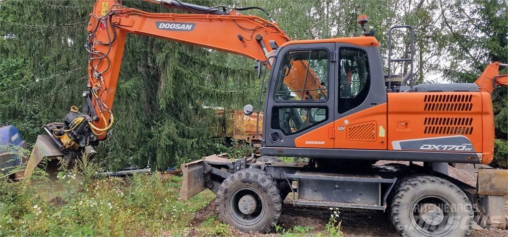 Doosan DX170W Колісні екскаватори