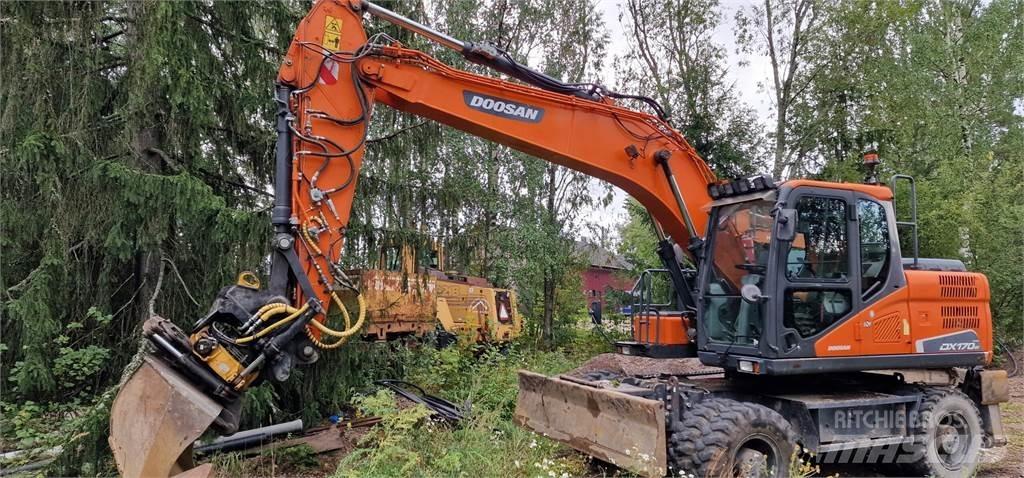 Doosan DX170W Колісні екскаватори