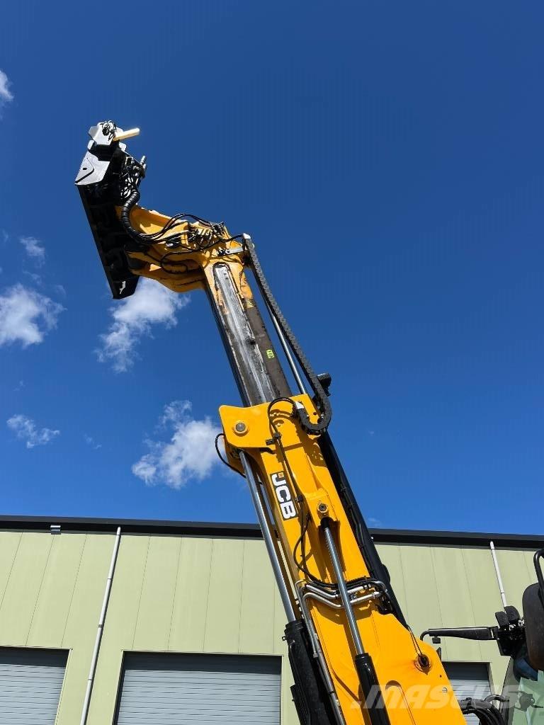 JCB TM 420 Телескопічний навантажувач