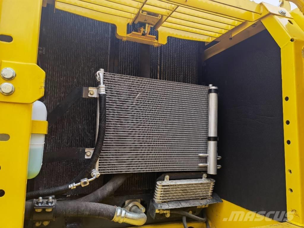 Komatsu pc200-8 Гусеничні екскаватори