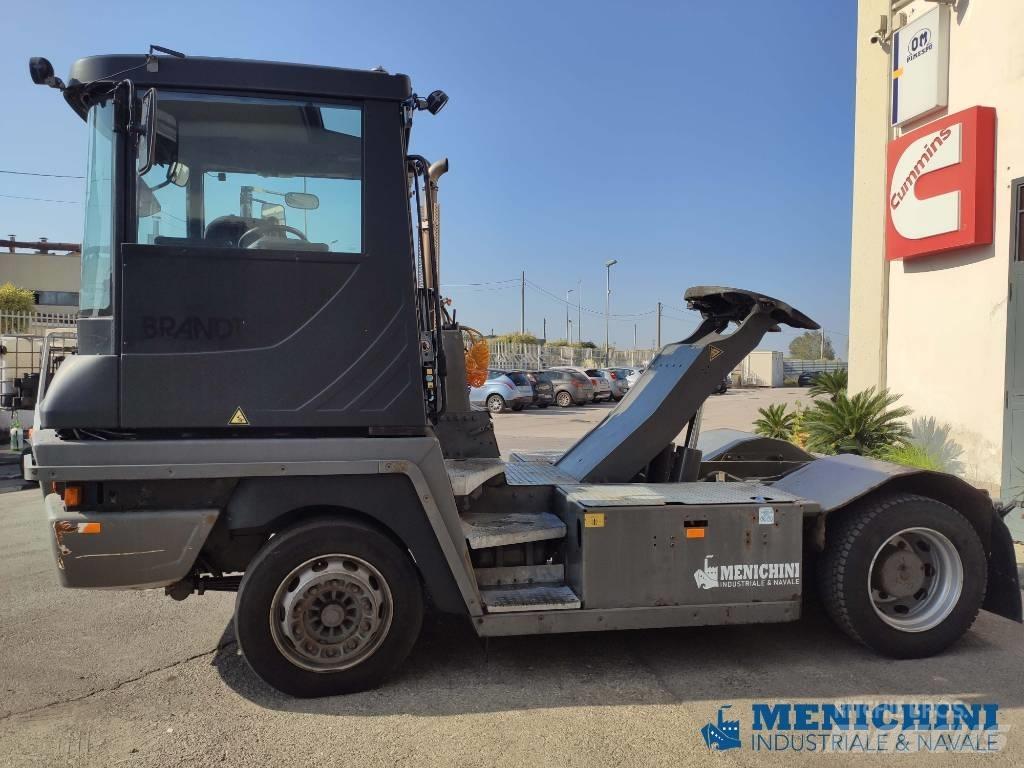 Terberg TT 223 Термінальні трактори