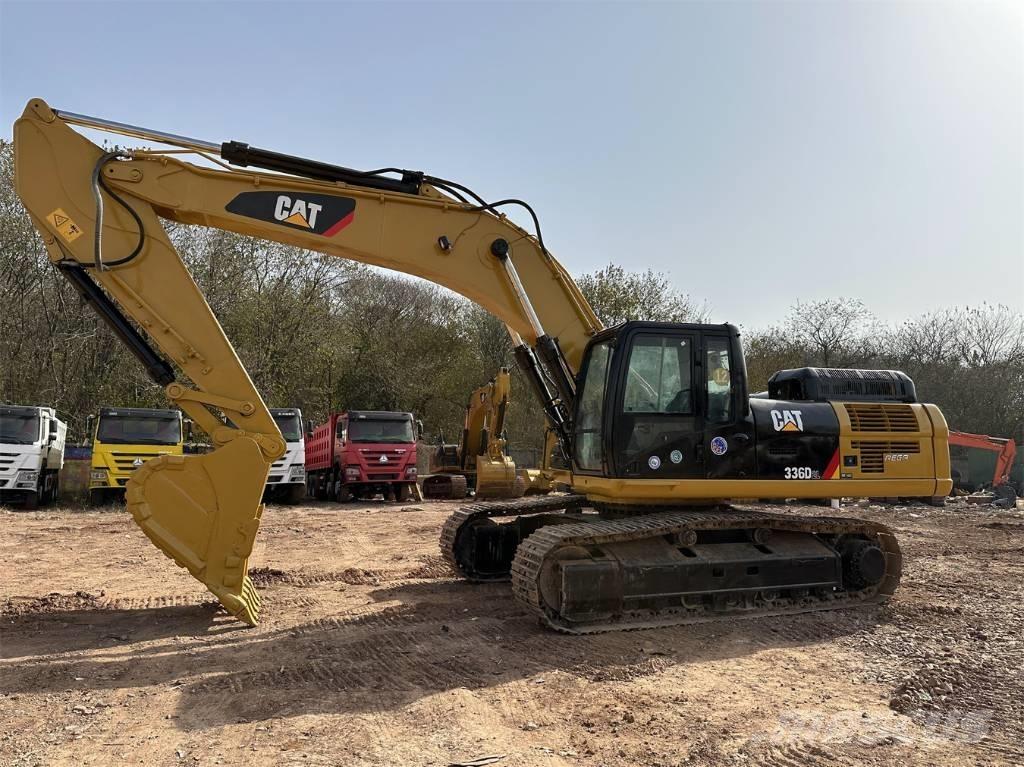 CAT 336D2L Гусеничні екскаватори