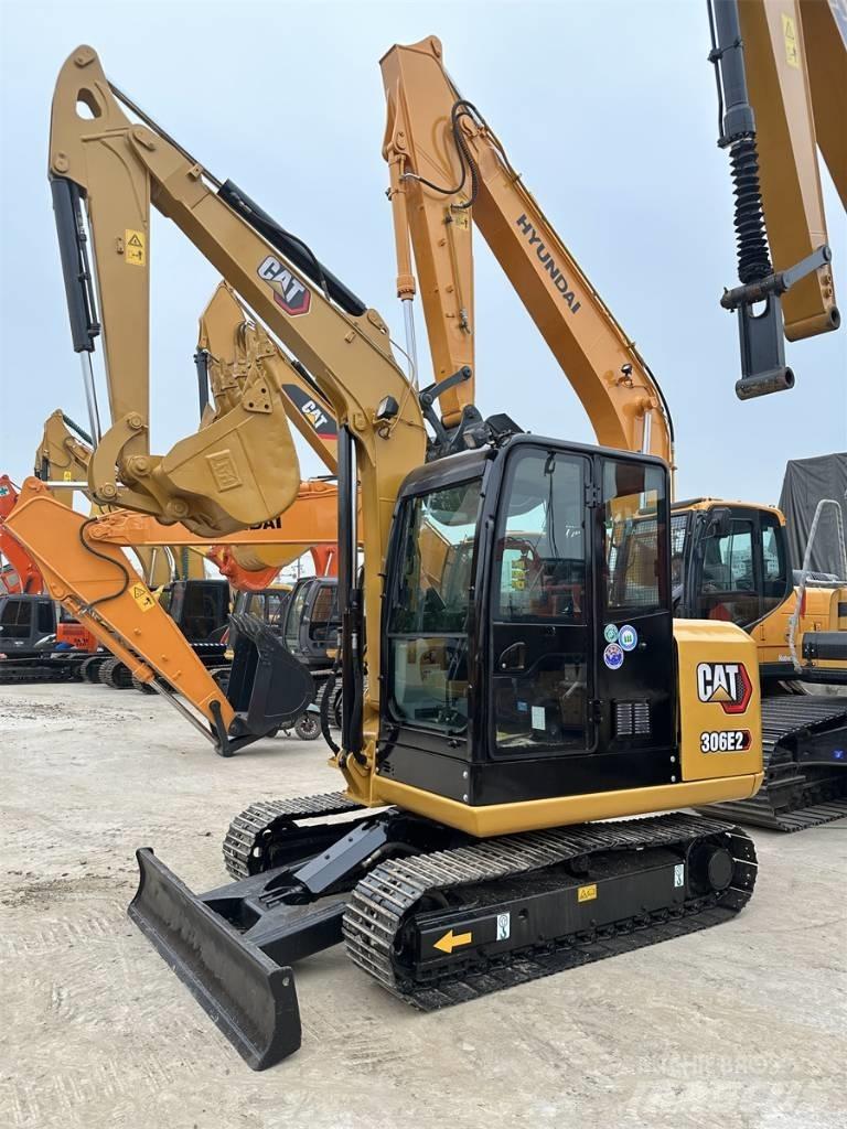 CAT 306E2 Гусеничні екскаватори