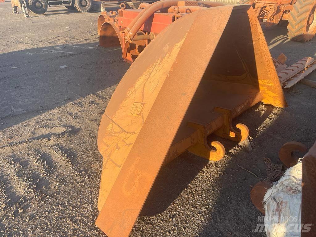 CAT 320 E Гусеничні екскаватори