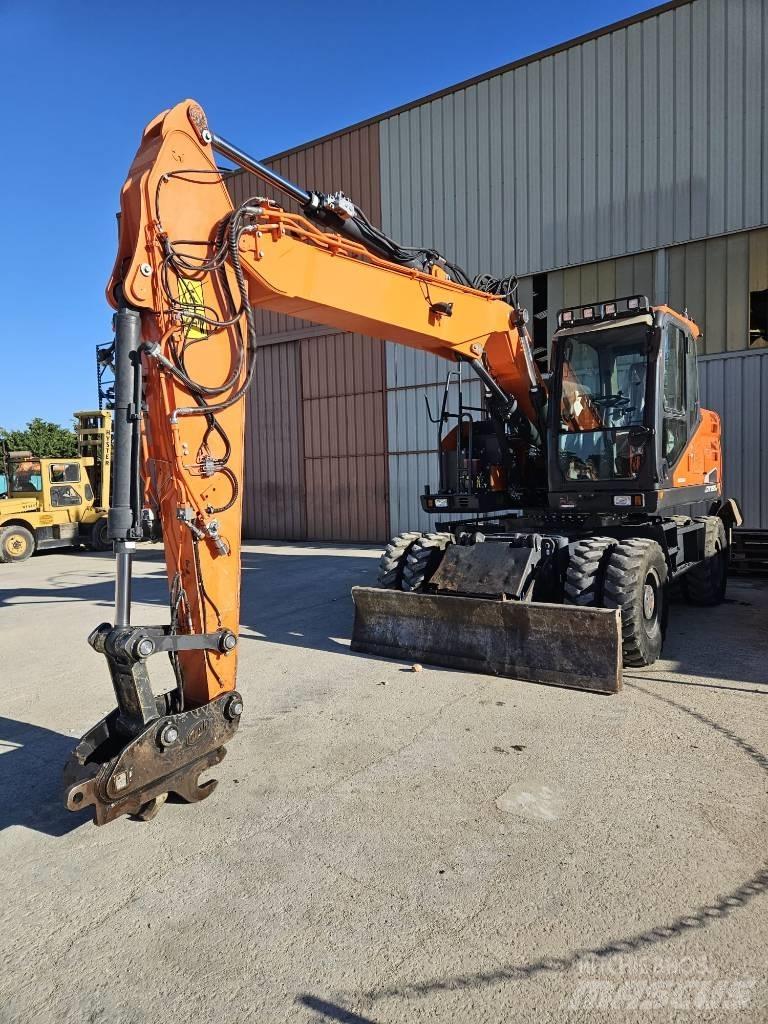 Doosan DX 165 W-5 Колісні екскаватори