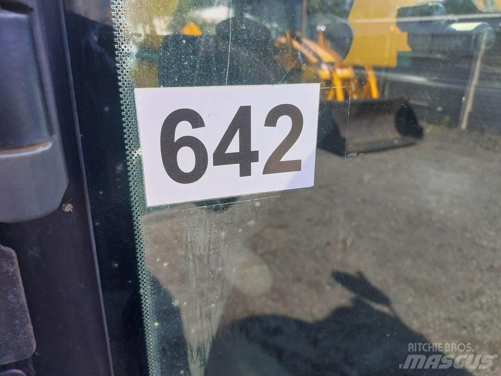 JCB 533-105 Телескопічні навантажувачі